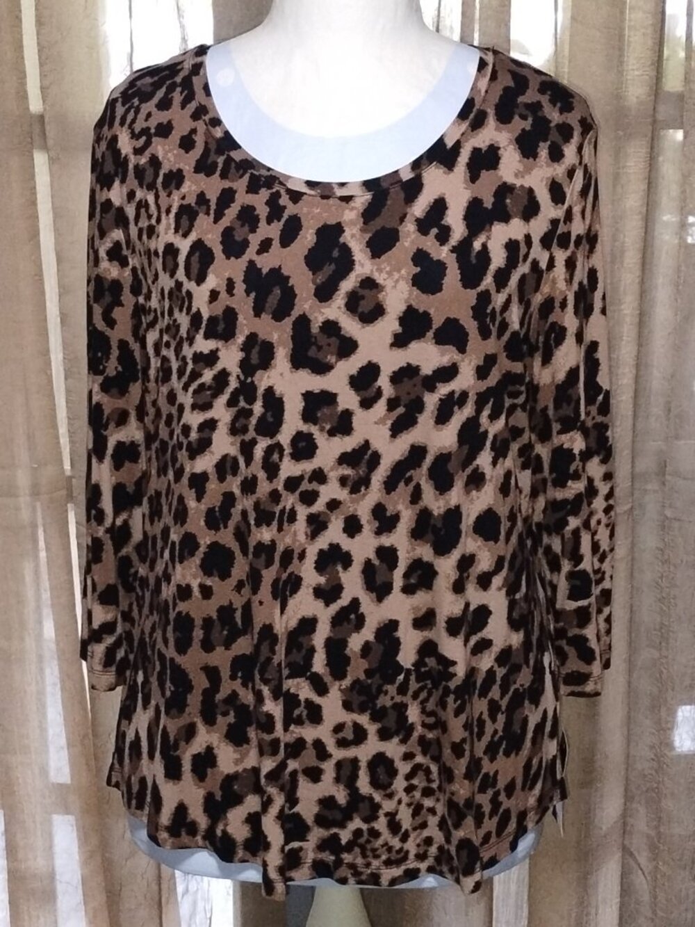Women's JM Collection Cheetah Design 3/4 Sleeve Top Size Large/Petite NWT-$34.50